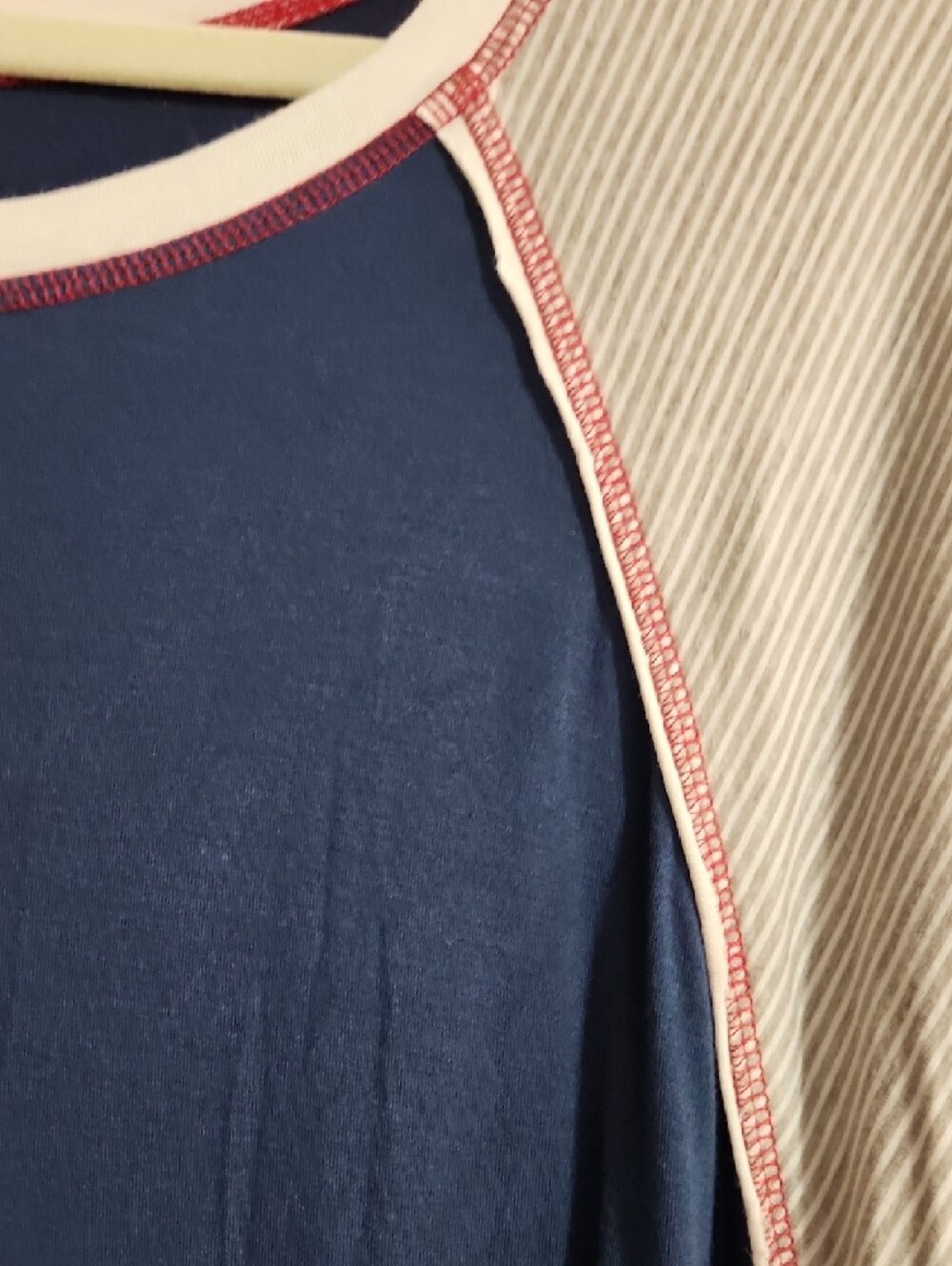 1XL Maurices Navy Blue Raglan Tunic with Cream/Grey Striped Sleeves - Picture 6 of 7